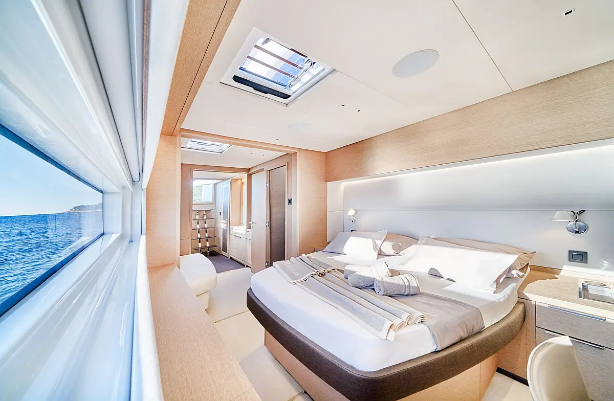 Lagoon Sixty 5 LUX (2021) - 