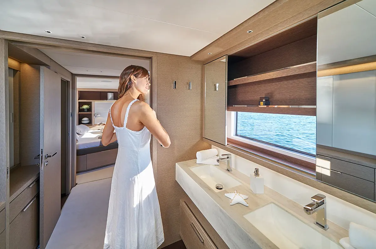 Lagoon Sixty 5 LUX (2021) - 