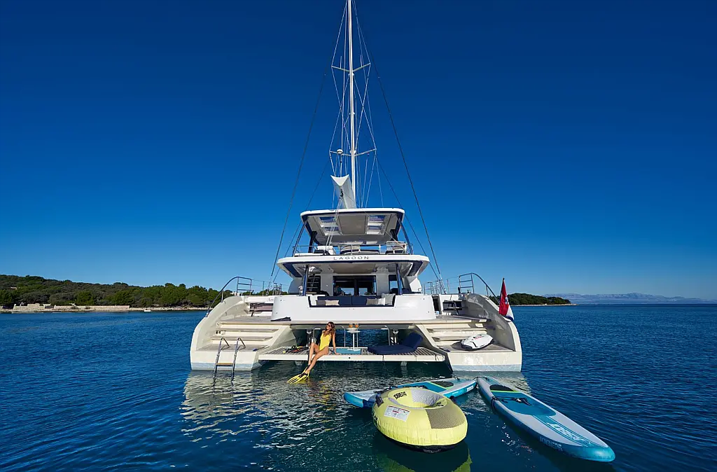 Lagoon Sixty 5 LUX (2021) - 