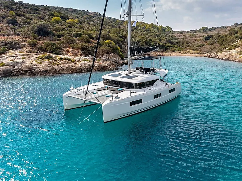 Lagoon 46 4+1